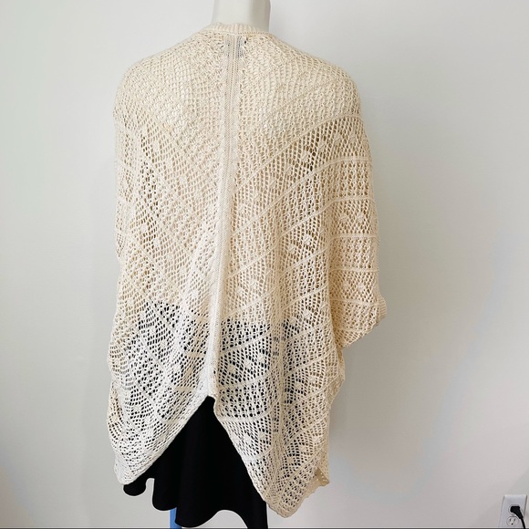 🌟Sold WET SEAL Bundle Crochet open loose knit shrug + suede like halterBOHO top - Picture 2 of 11